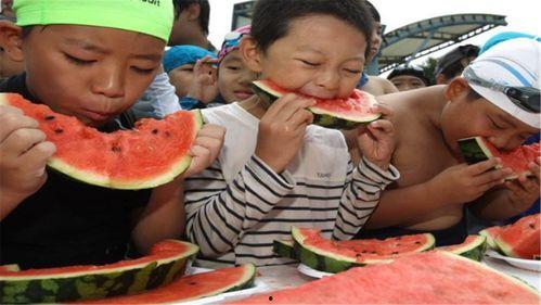 各种打架吃瓜事件图片,一图览尽街头风云