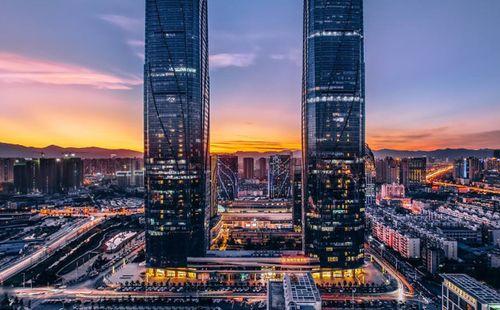 昆明双塔吃瓜事件