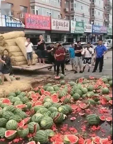 吉安北门街吃瓜事件,一场引发热议的街头冲突