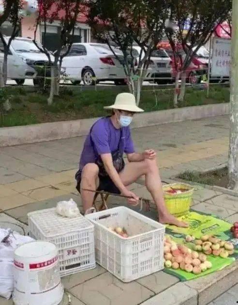 秦皇岛送外卖吃瓜大事件,一场意外的网络风暴